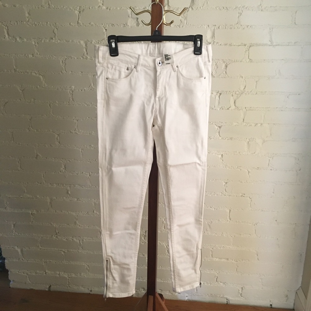 H&M  Skinny Ankle Jeans